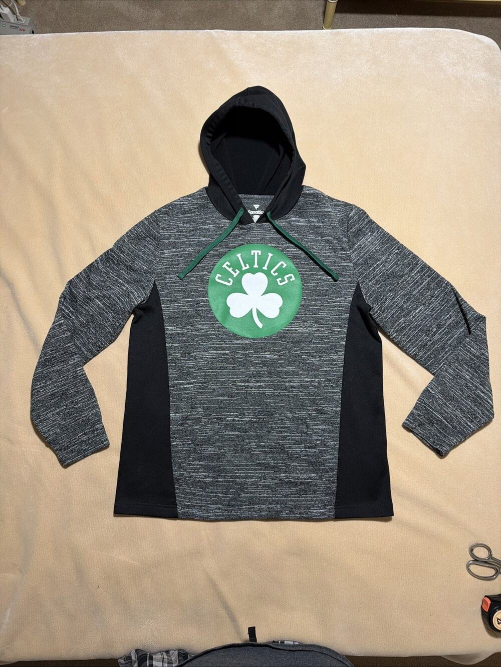 Boston Celtics Fanatics Men’s Hoodie Performance Pullover Gray Logo Size L